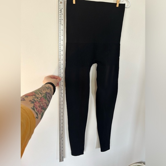 💥⭐️❤️HOST PICK❤️⭐️💥Brand New Preggo Maternity Leggings - Picture 3 of 6